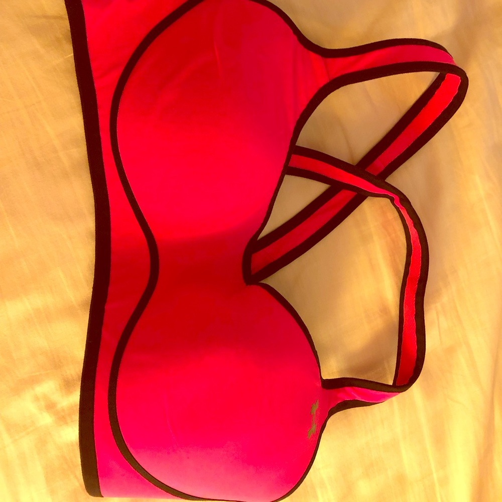 Under Armour Heat Gear Sports Bra